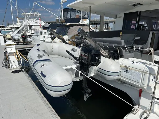 Slide: The Image of 2021 Fountaine Pajot Isla 40 - Image 5 - 5