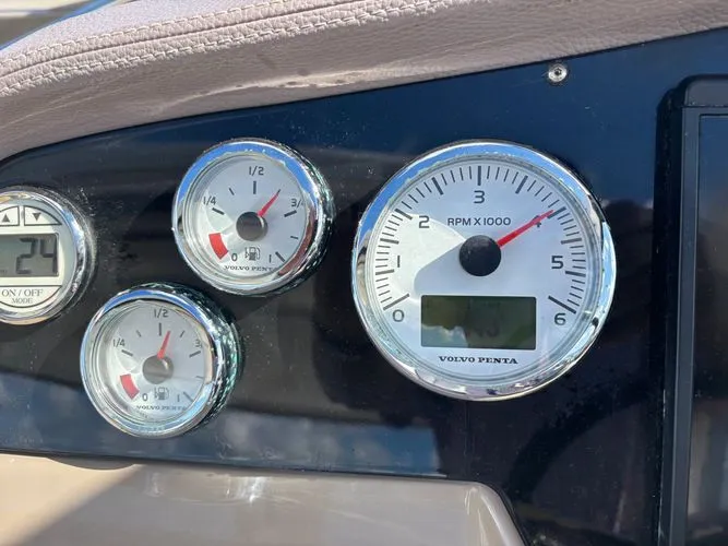 Slide: The Image of 2016 Regal 35 Sport Coupe - Image 20 - 20