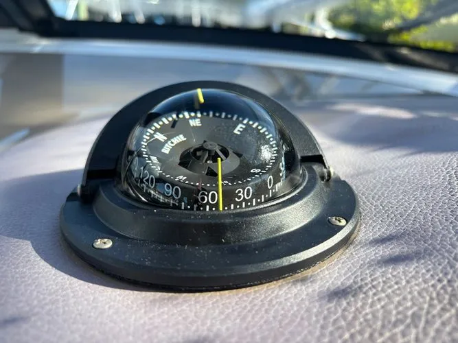 Slide: The Image of 2016 Regal 35 Sport Coupe - Image 21 - 21