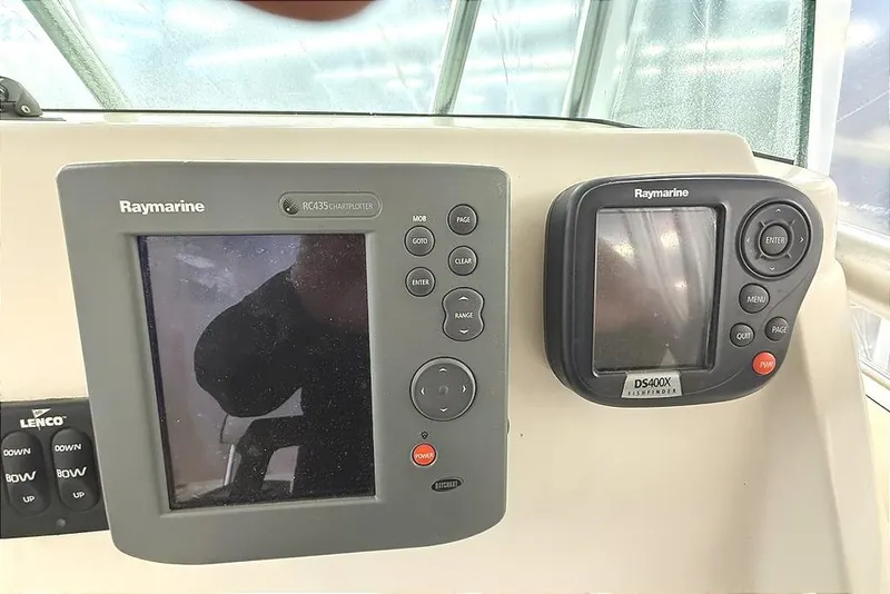 Slide: The Image of Raymarine RC435 chartplotter and DS400X fishfinder on 2005 Robalo R220 Center Console. - 7