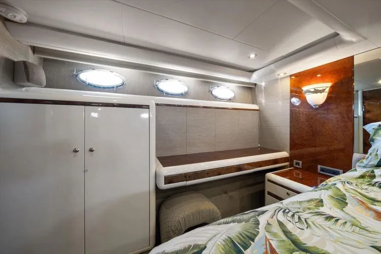 Slide: The Image of 1997 Lazzara Eb 76 - Image 54 - 54