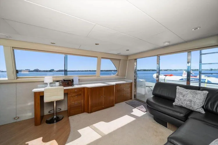 Slide: The Image of 1997 Lazzara Eb 76 - Image 73 - 73