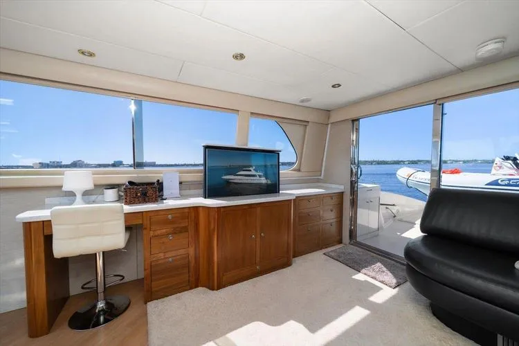 Slide: The Image of 1997 Lazzara Eb 76 - Image 75 - 75