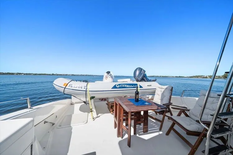 Slide: The Image of 1997 Lazzara Eb 76 - Image 82 - 82