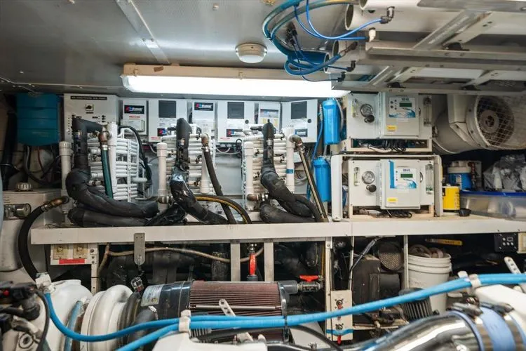 Slide: The Image of 1995 Westport 106 Raised Pilothouse - Image 102 - 102