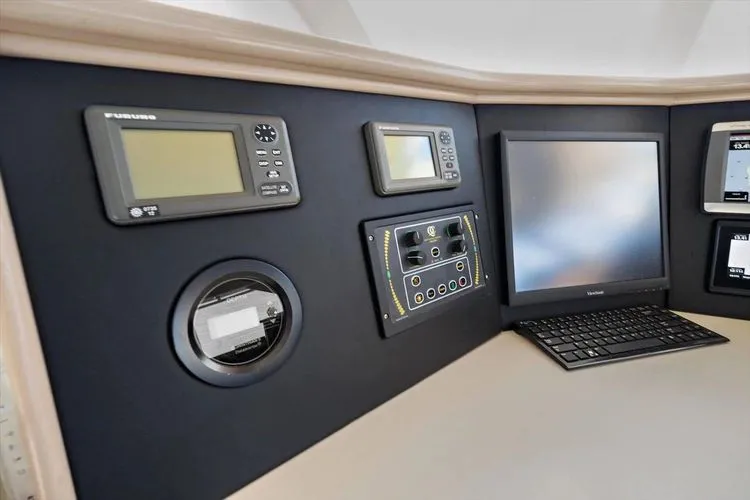 Slide: The Image of 1995 Westport 106 Raised Pilothouse - Image 42 - 42