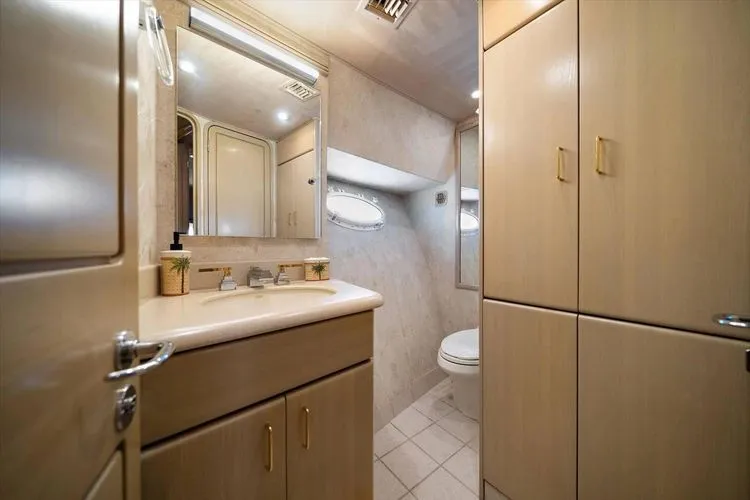 Slide: The Image of 1995 Westport 106 Raised Pilothouse - Image 91 - 91