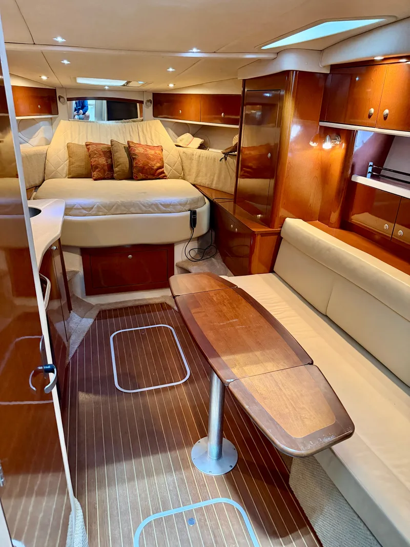 Slide: The Image of Sea Ray Sundancer 330 2008 - 2