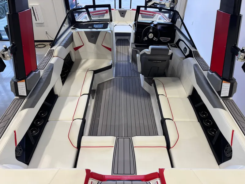 Slide: The Image of Nautique Super Air Nautique S23 2023 - 13