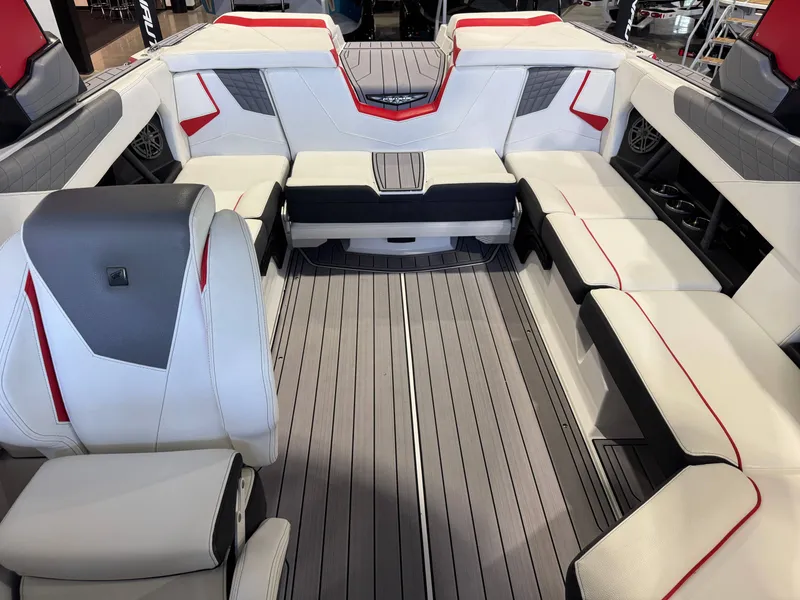 Slide: The Image of Nautique Super Air Nautique S23 2023 - 22