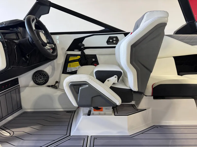 Slide: The Image of Nautique Super Air Nautique S23 2023 - 23