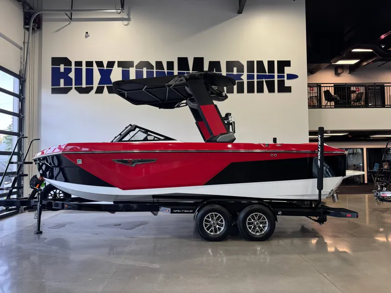Slide: The Image of Nautique Super Air Nautique S23 2023 - 4