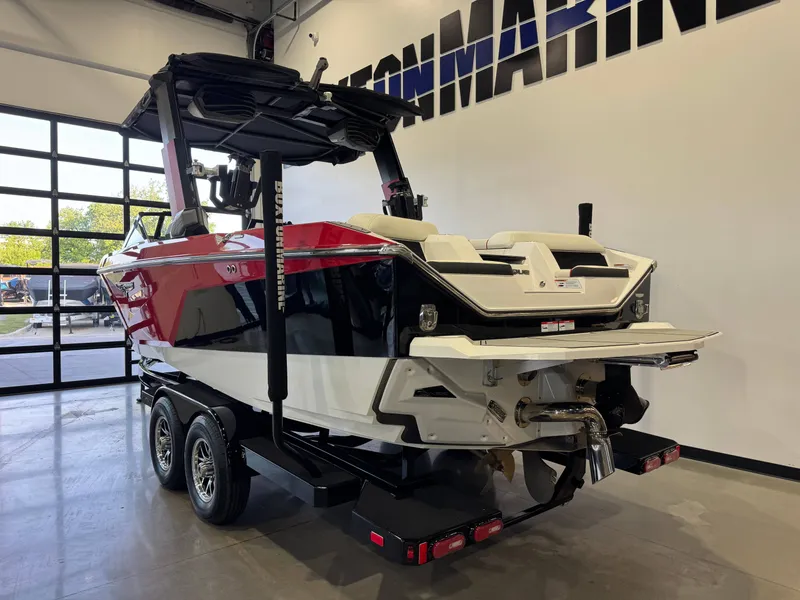 Slide: The Image of Nautique Super Air Nautique S23 2023 - 5