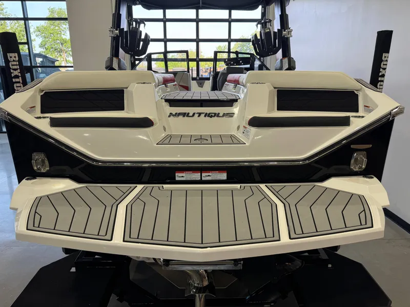 Slide: The Image of Nautique Super Air Nautique S23 2023 - 8