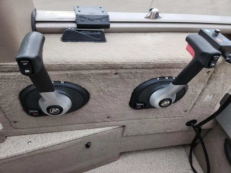 Slide: The Image of Lund 1800 Sport Angler 2008 - 23