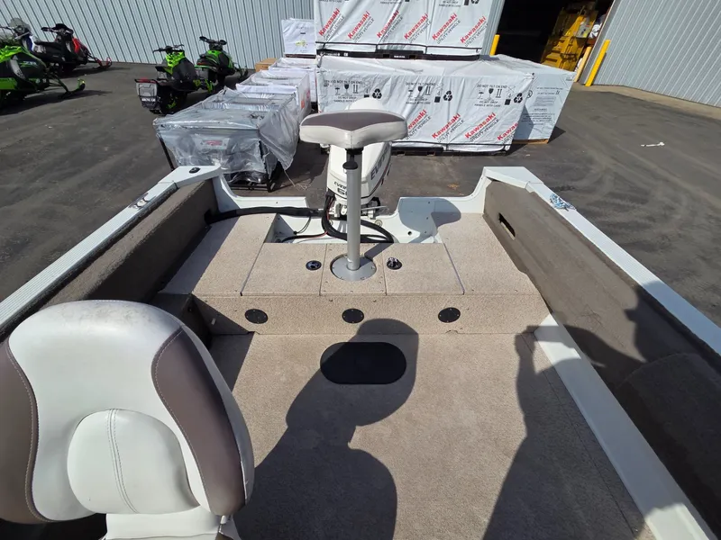 Slide: The Image of MirroCraft 1685 Troller EXP 2014 - 16