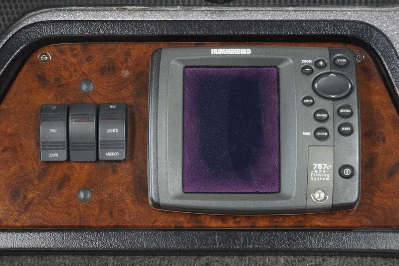 Slide: The Image of Humminbird GPS fishing system on 2006 Ranger 521 VX boat dashboard. - 19