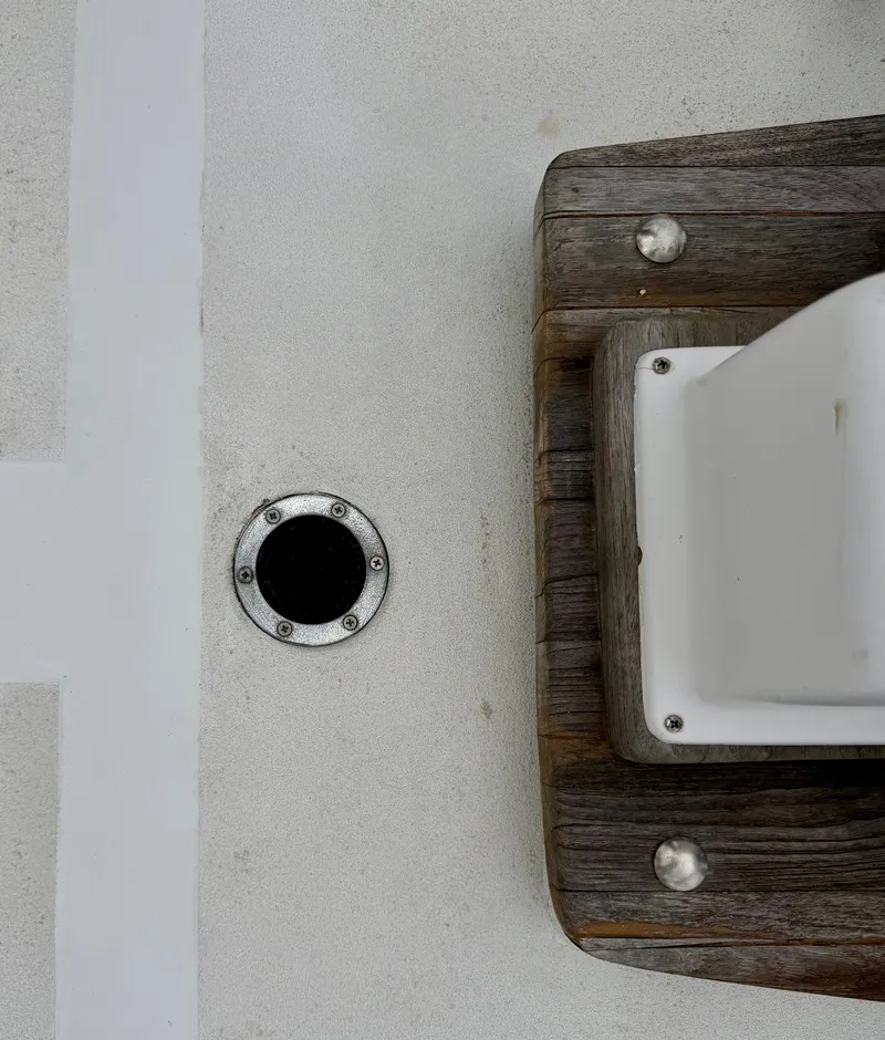 Slide: The Image of Kadey-Krogen 42 1986 - 101