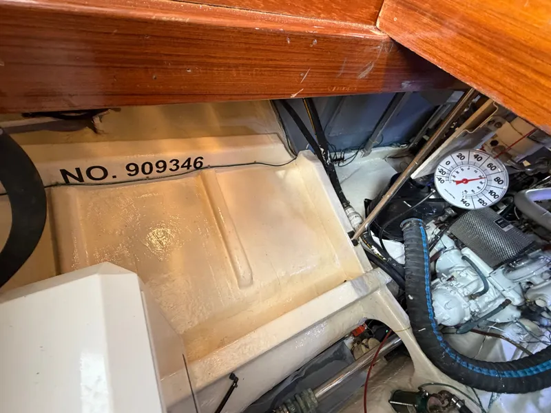 Slide: The Image of Kadey-Krogen 42 1986 - 108