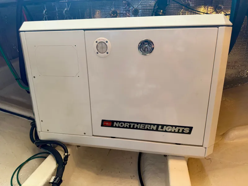 Slide: The Image of Kadey-Krogen 42 1986 - 110