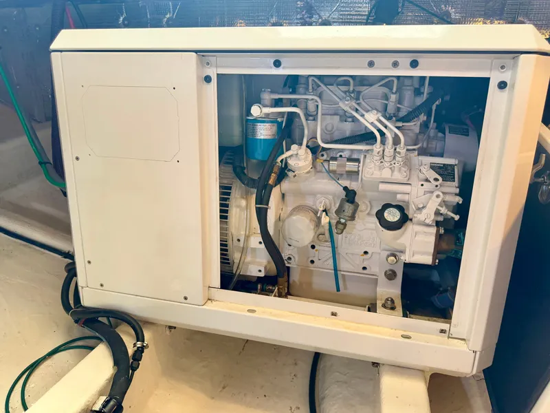 Slide: The Image of Kadey-Krogen 42 1986 - 111