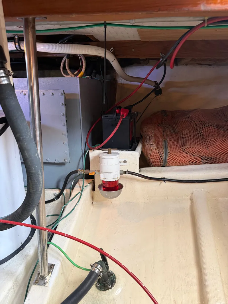 Slide: The Image of Kadey-Krogen 42 1986 - 113