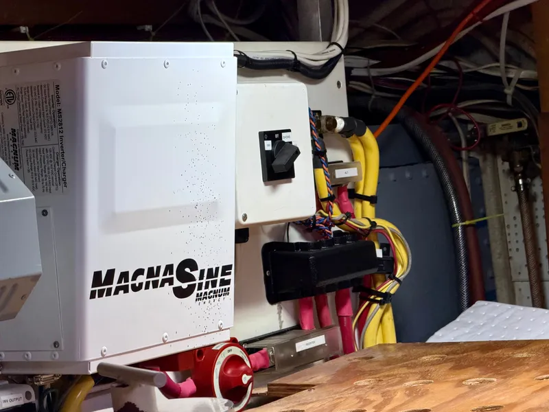 Slide: The Image of Kadey-Krogen 42 1986 - 117