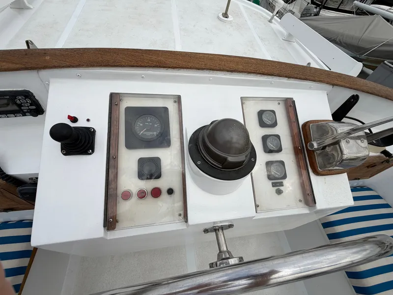 Slide: The Image of Kadey-Krogen 42 1986 - 130