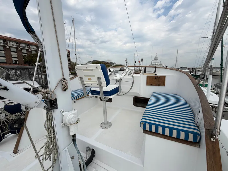 Slide: The Image of Kadey-Krogen 42 1986 - 135