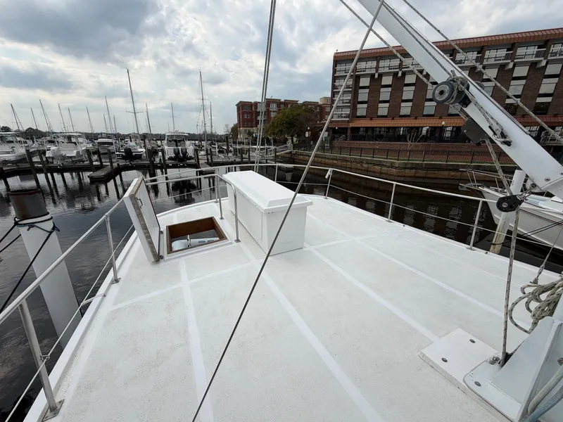 Slide: The Image of Kadey-Krogen 42 1986 - 136