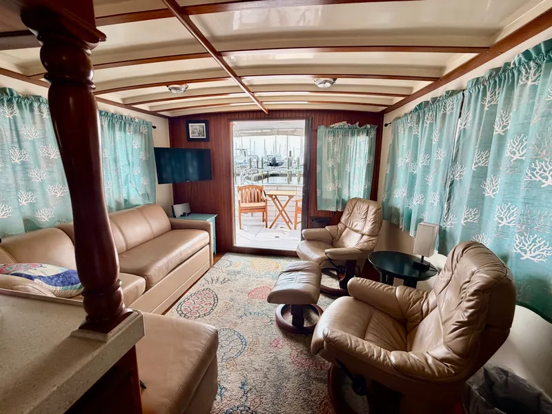 Slide: The Image of Kadey-Krogen 42 1986 - 33