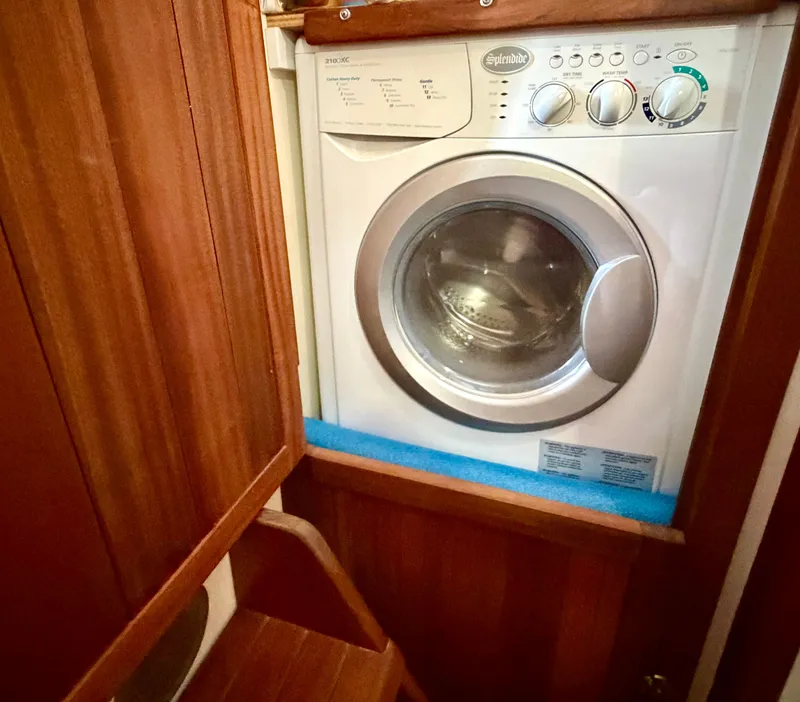 Slide: The Image of Kadey-Krogen 42 1986 - 36