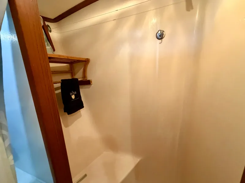 Slide: The Image of Kadey-Krogen 42 1986 - 39