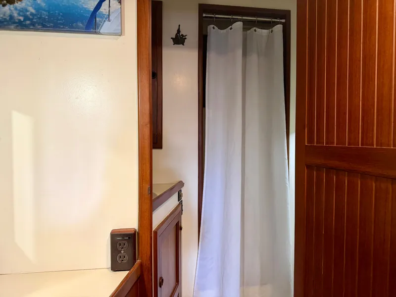 Slide: The Image of Kadey-Krogen 42 1986 - 54