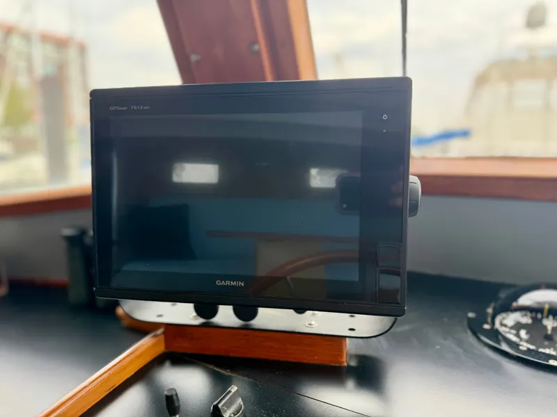 Slide: The Image of Kadey-Krogen 42 1986 - 76