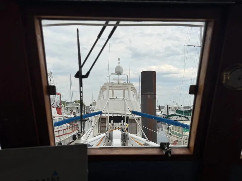 Slide: The Image of Kadey-Krogen 42 1986 - 83