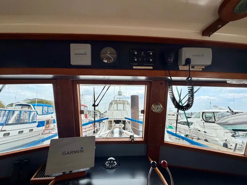 Slide: The Image of Kadey-Krogen 42 1986 - 84