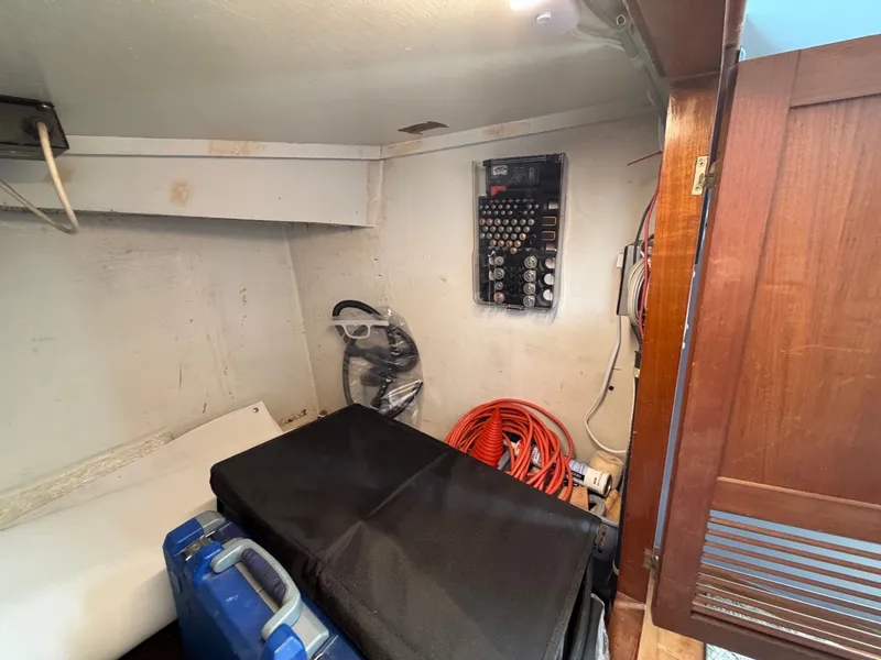 Slide: The Image of Kadey-Krogen 42 1986 - 89