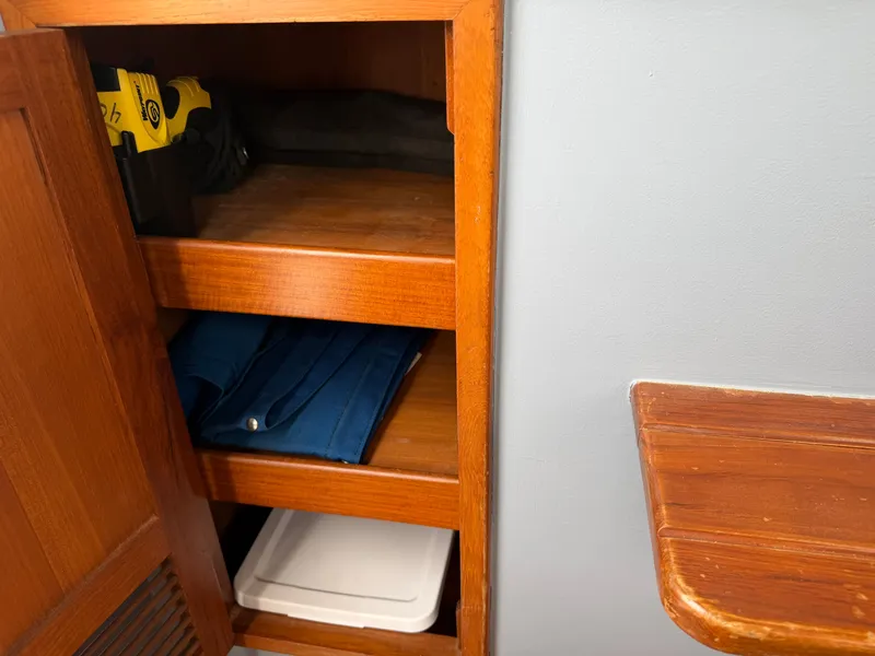 Slide: The Image of Kadey-Krogen 42 1986 - 90