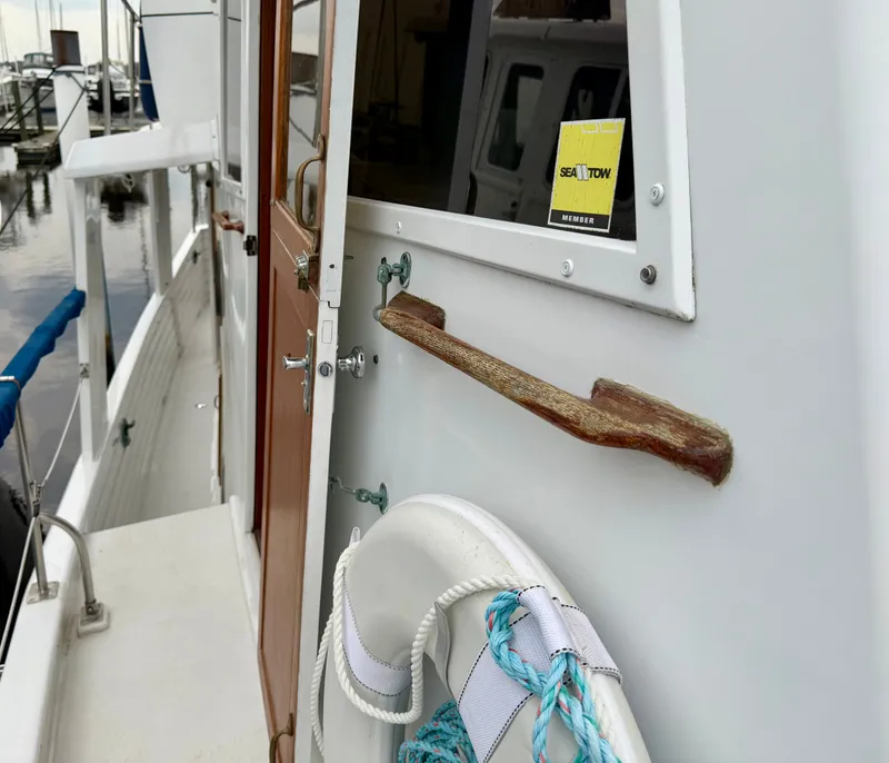 Slide: The Image of Kadey-Krogen 42 1986 - 99