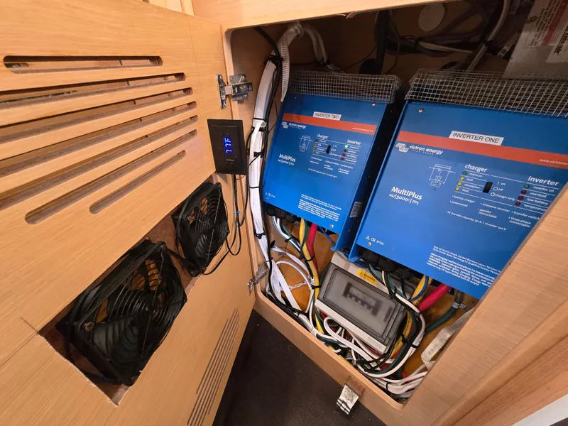 Slide: The Image of Electrical system of a 2007 Lagoon 440 yacht. - 27