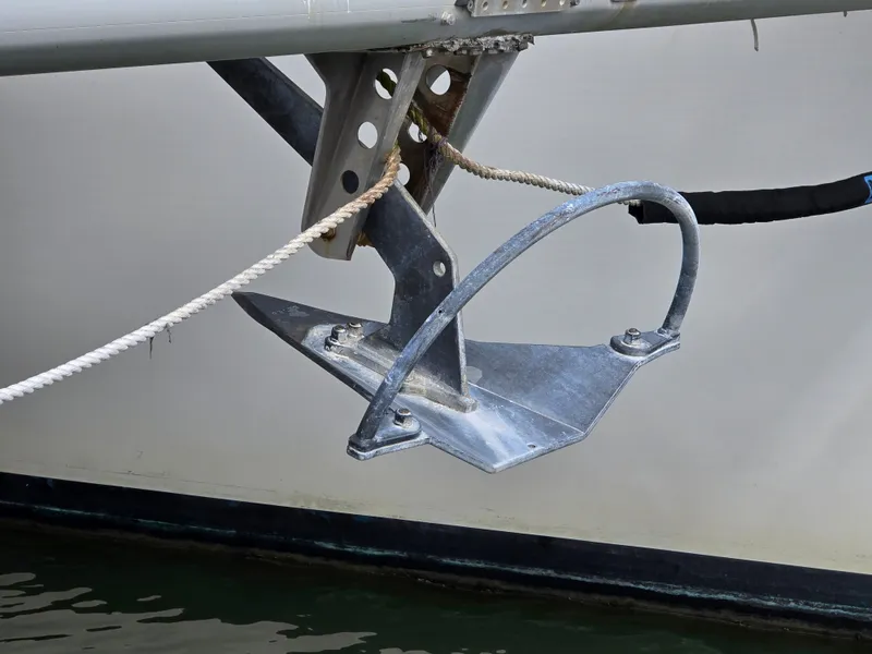 Slide: The Image of Anchor of a 2007 Lagoon 440 catamaran. - 30