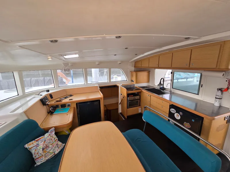 Slide: The Image of Interior of a 2007 Lagoon 440 yacht with modern kitchen. - 9