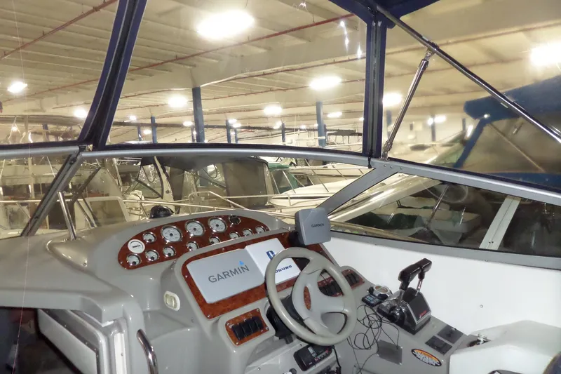 Slide: The Image of Interior view of a 2000 Bayliner 3055 Ciera boat with Garmin navigation system. - 25