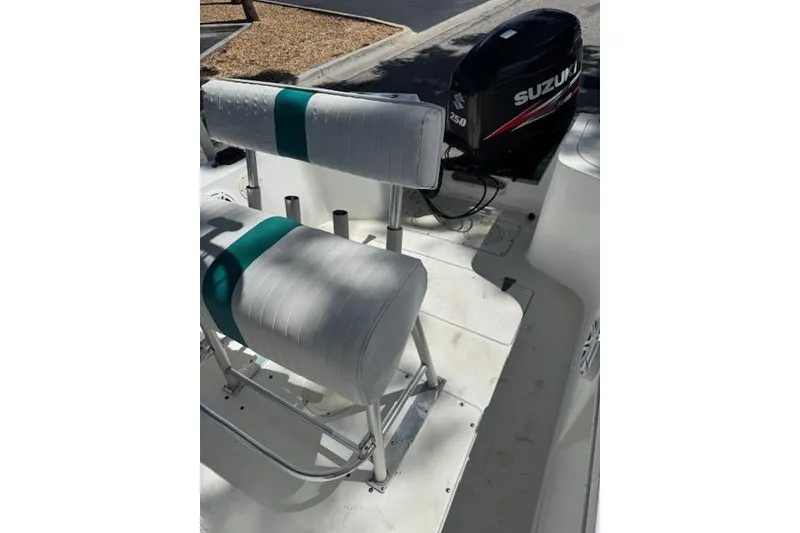 Slide: The Image of 1999 Mako 221 Center Console boat with Suzuki 250 outboard motor. - 6