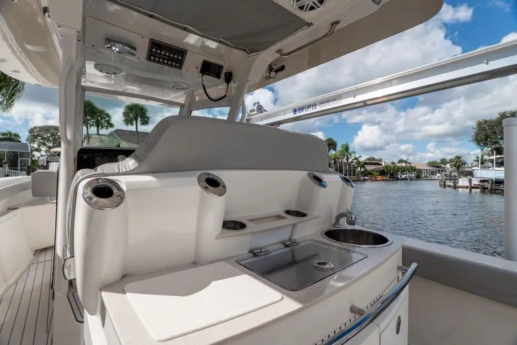 Slide: The Image of 2019 Scout 320 Lxf - Image 13 - 13