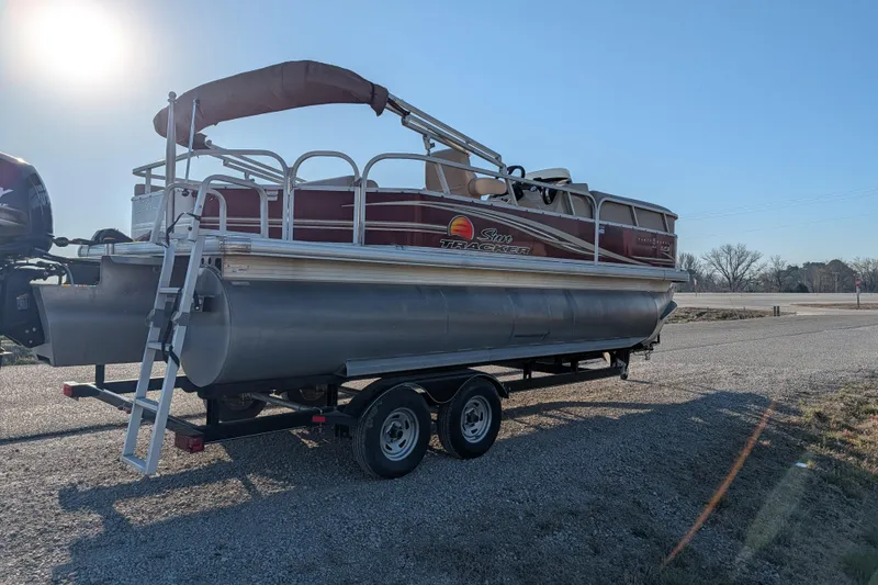 Slide: The Image of 2014 Sun Tracker Party Barge 22 XP3 pontoon boat on trailer, sunny day. - 34