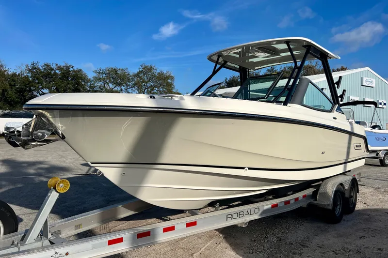 Slide: The Image of 2025 Boston Whaler 240 Vantage on trailer, side view. - 3