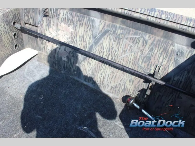 Slide: The Image of Roughneck 1756 2014 - 12