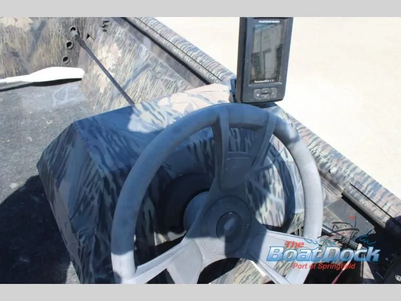 Slide: The Image of Roughneck 1756 2014 - 15